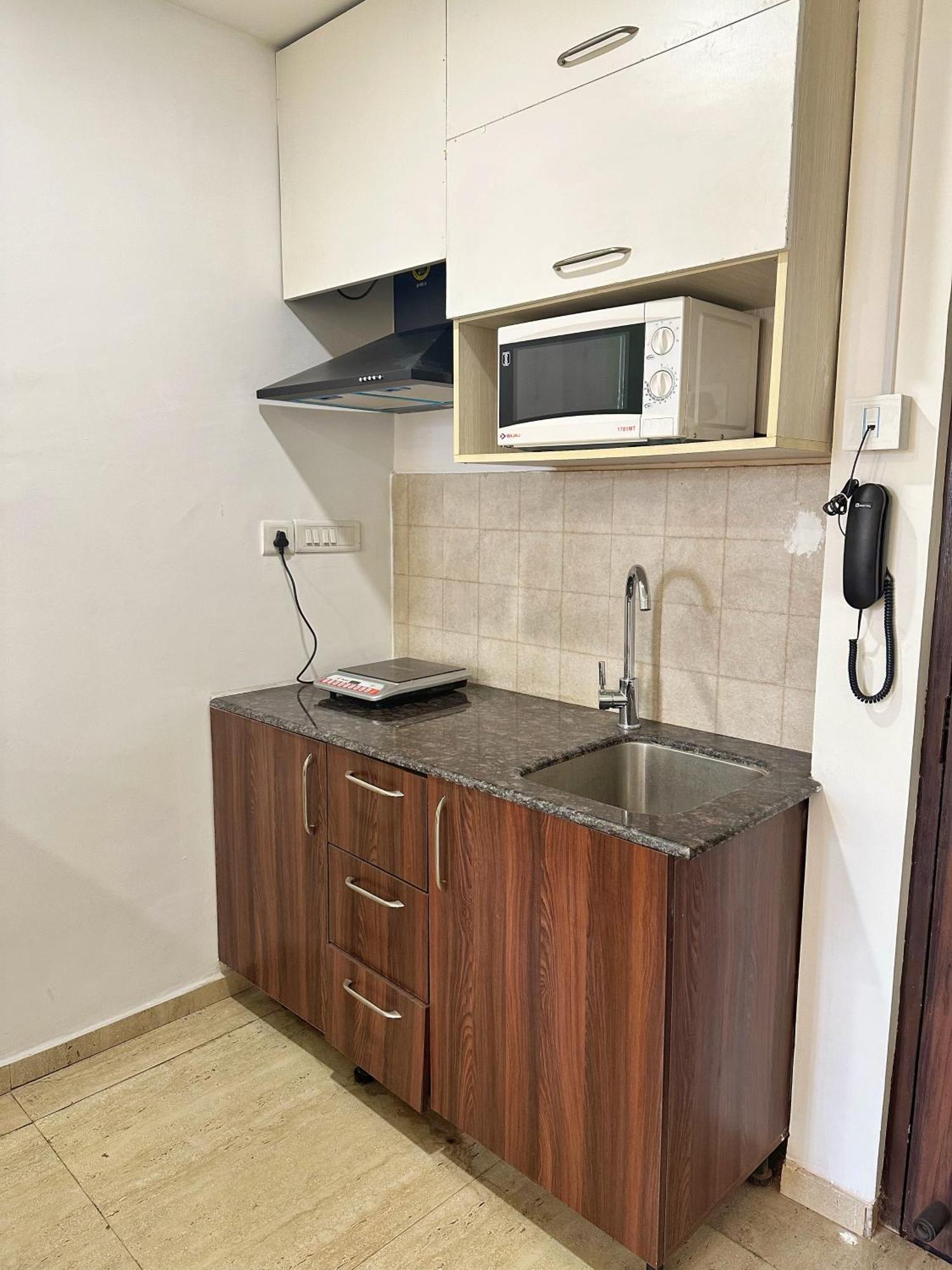 Flamingo Hotel Sector 67 I Studio Rooms I Gurgaon Exterior foto