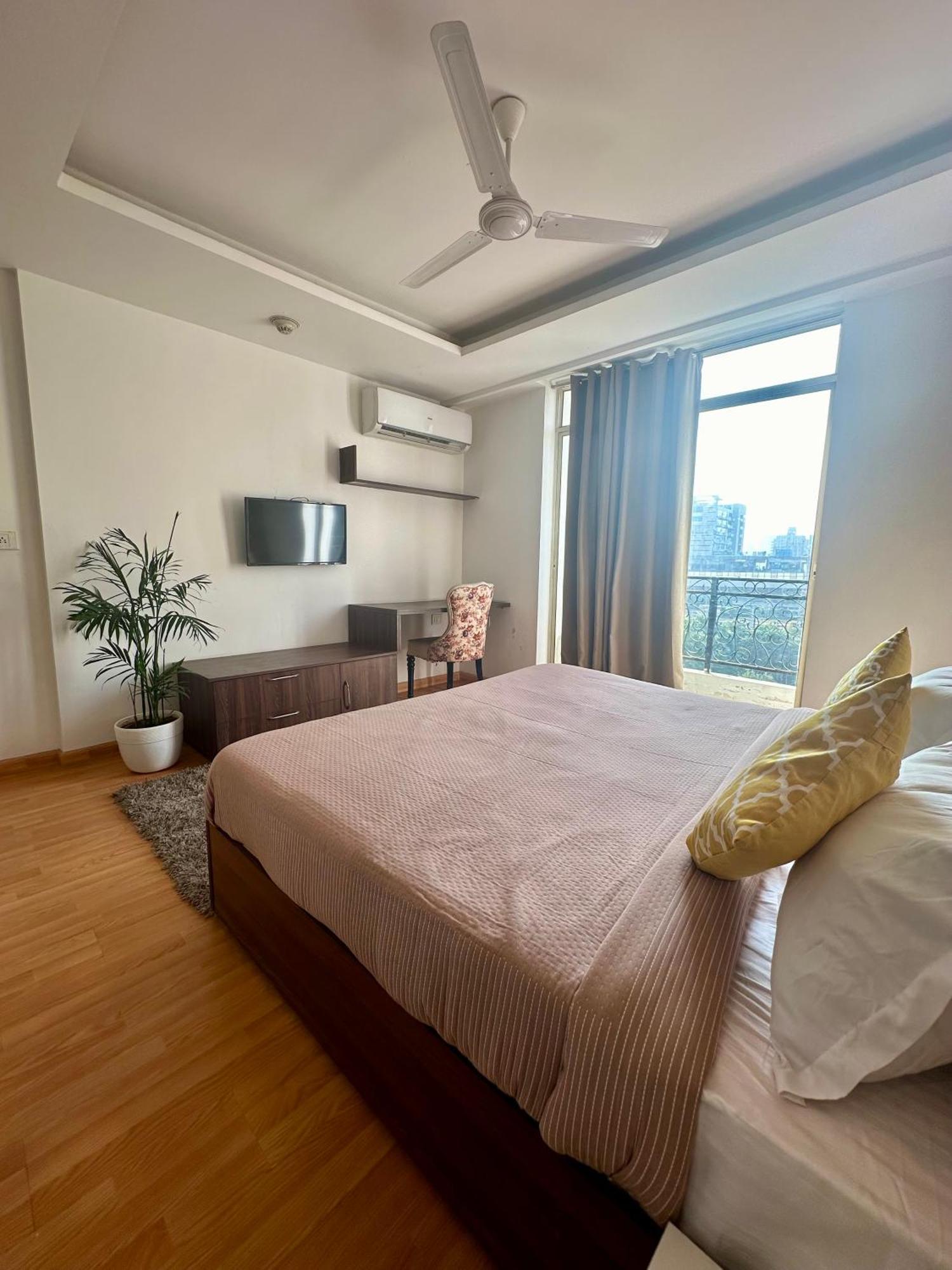 Flamingo Hotel Sector 67 I Studio Rooms I Gurgaon Exterior foto